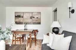 Bright 2BR – Walk to Downtown Kingston & Lake!