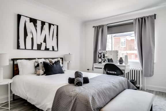 Cozy & Private - Entire Place! - Image 1