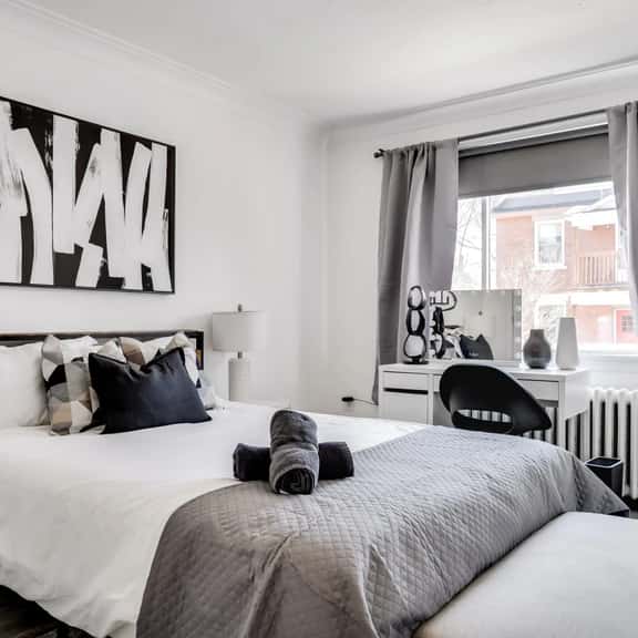 Cozy & Private - Entire Place! - Image 1