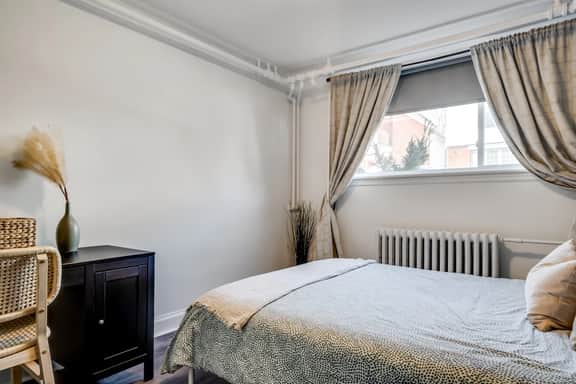 Executive 3BR | Monthly Stays | Quiet East Ottawa