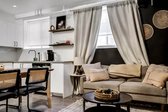 Executive 3BR | Monthly Stays | Quiet East Ottawa