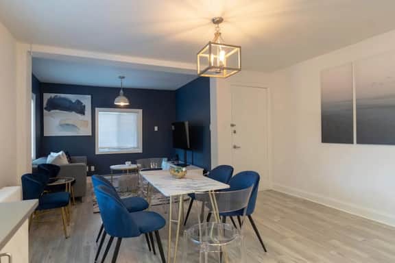Exec 3BR | A/C | Monthly Stays | E Ottawa - Image 5